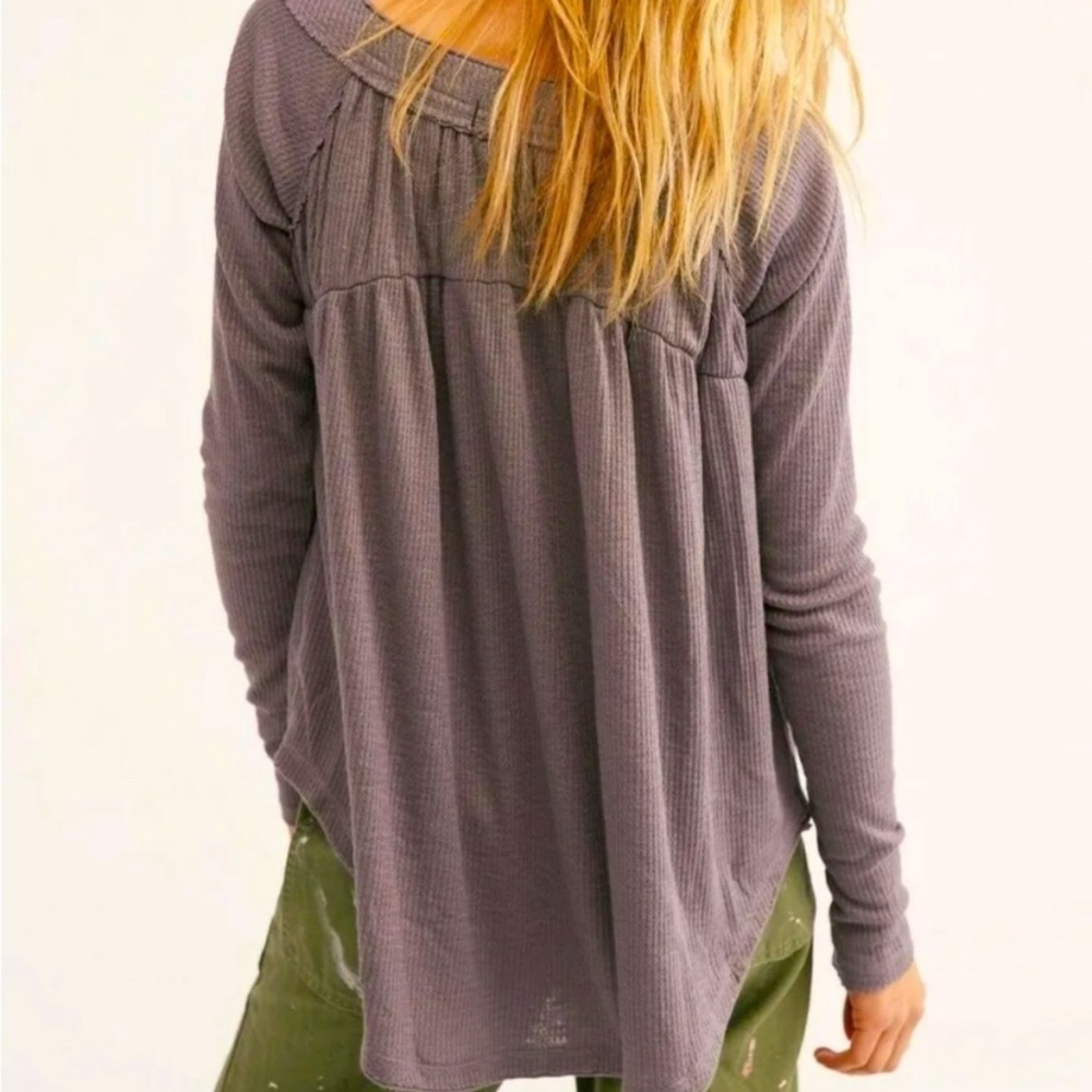 FREE PEOPLE We The Free Must Have Gray Henley Tunic - Picture 4 of 14